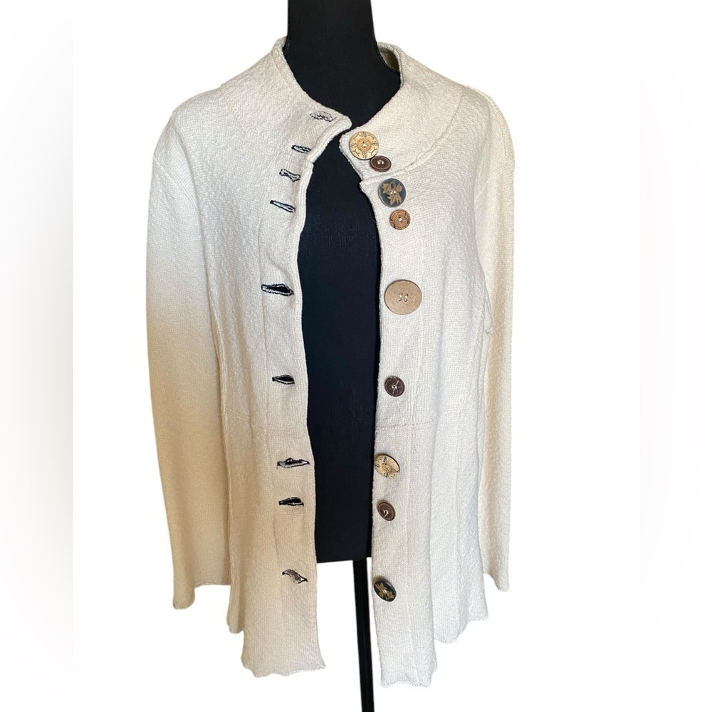WILLOW Chunky Knit Cream Button up Cardigan Embellished Buttons Medium EUC - Picture 10 of 11
